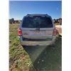 Image 5 : 2009 Ford Escape, V6 auto, 243,464 km, is running. Needs windshield, tires & brakes, SN. 1FMCU93G69K