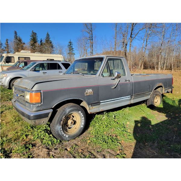 1989 Ford F150 XLT Lariat, 302 autos, has trans issue, SN. 2FTEF15N6KCA64098