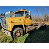 Image 1 : 1970 Ford 9000, CAT engine, 18 spd, SN. U90XVJD5225, running but needs work