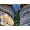 Image 11 : Approx. 38 ft. Fruehauf grain trailer, 3 hoppers, roll-tarp, 11R22.5 rubber, need repairs, no visibl