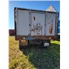 Image 5 : 1975 Ford grain truck, 3208 CAT engine, non-turbo, 5&4 trans, approx. 19 ft Box & hoist, c/w silage 