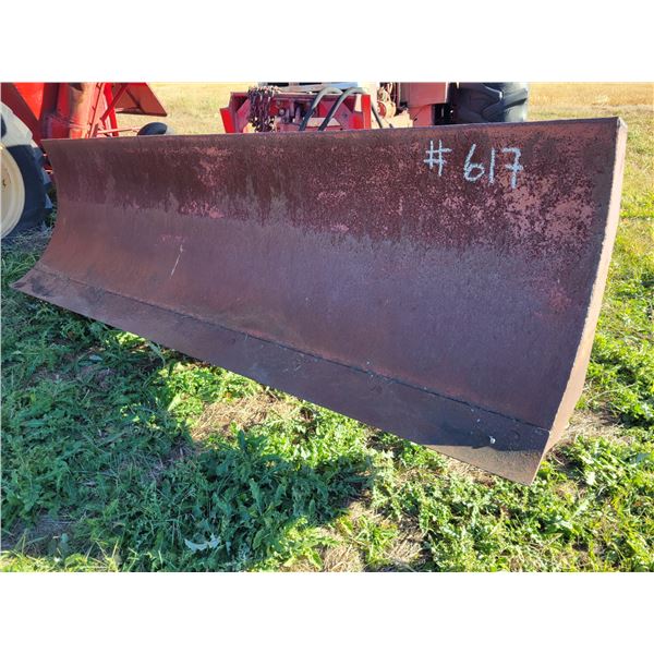 (Lot 616 & 617 are a Group Lot) Approx. 9 ft. Leon's blade, hyd. Lift, manual angle, 2- adjustable s