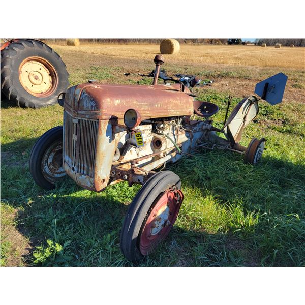 Ford Ferguson tractor, 3pt hitch, not running