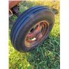 Image 12 : International W4 tractor c/w belt pulley & 540 PTO, SN. WBH27120, not running