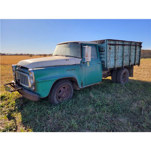 IH B-130 grain truck, 6 cyl. Gas, 5 spd manual trans, approx. 9 ft. box & hoist, SN. 5351-C