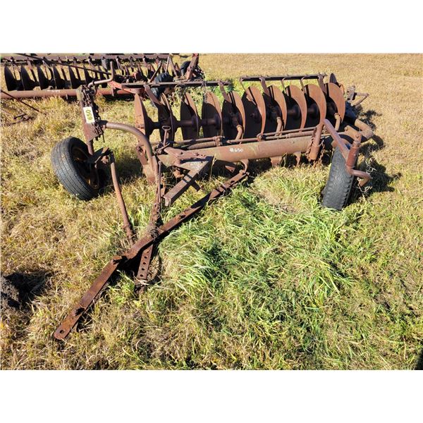 JD 7 1/2 ft. Surflex tiller c/w 24-inch disc