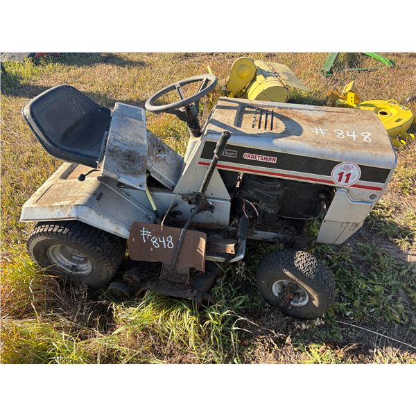 Craftsman LT11 Riding Mower. Looks Complete, Not Running