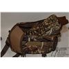 Image 3 : Cammo bag w/ ammo pouches, accessory bag w/ animals calls, safety glass, light and a bipod gun rest