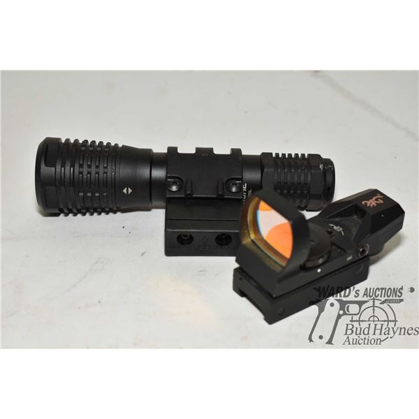 Browning Buckmark Reflex sight # 1290230 and a Browning stoke 1000L flashlight w/ mount