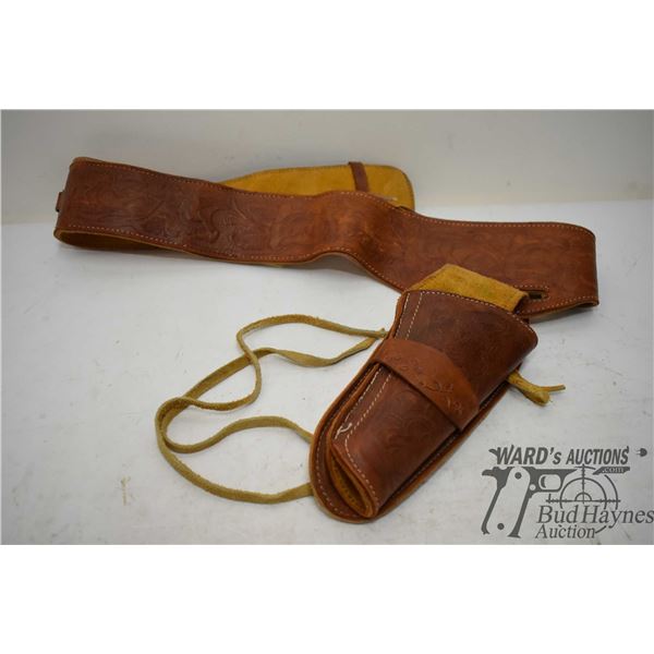 Brown Mexican made leather belt w/ RH holster for revolver, fits 30"-32" waist