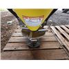 Image 9 : Land Pride FSP1000 Fertilizer Spreader