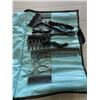 Image 2 : CASED HAIR DRESSING SET