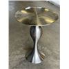 Image 2 : ALUMINUM ROUND DECORATIVE SIDE TABLE