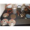 Image 2 : Paint pressure pots, sanding discs and more