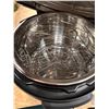 Image 3 : Instant Pot - New no box