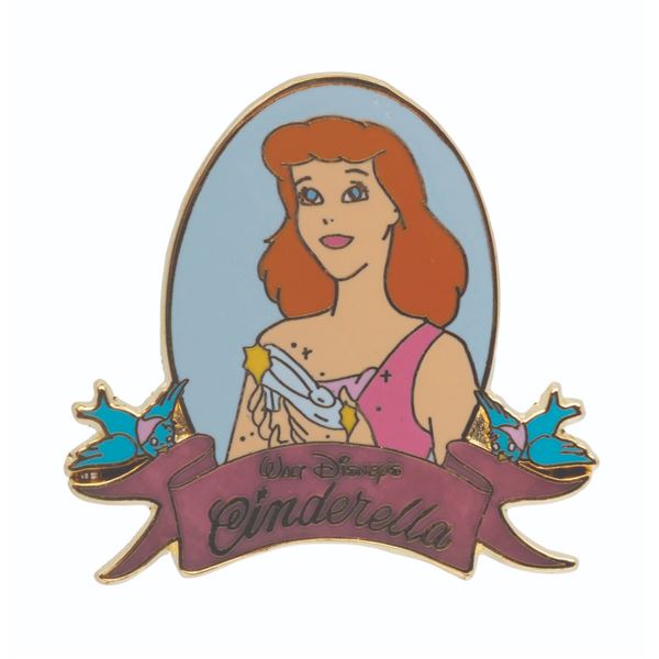 A Cinderella  with Slipper LE 1000 Pin.