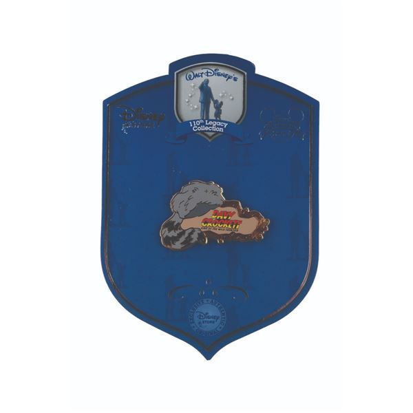 A 110th Legacy Collection LE 250 Davy Crockett Pin.