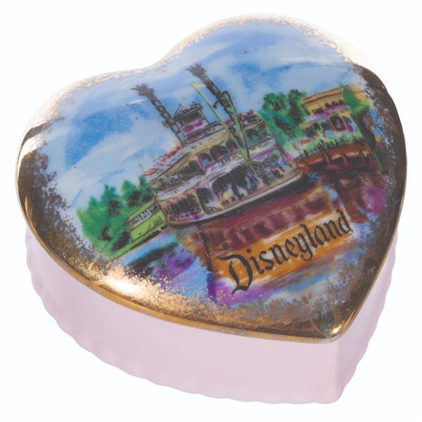 A Mark Twain Riverboat Porcelain Trinket Box.
