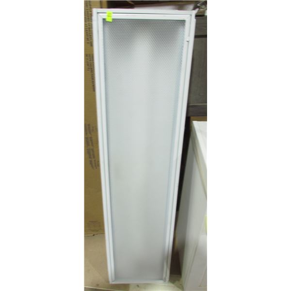 48" 2 BULB FLUORESCENT