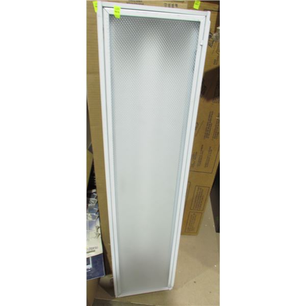 48" 2 BULB FLUORESCENT