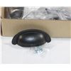 Image 2 : 25PC CASE OF CABINET KNOBS MODEL 01539-GM