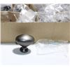 Image 2 : 25PC CASE OF CABINET KNOBS MODEL 06102-APH