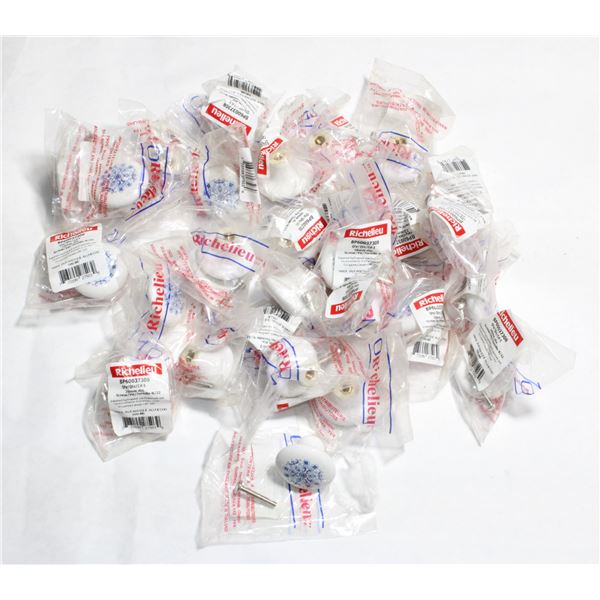 28 RICHELIEU 38MM CABINET KNOBS MODEL BP60037308