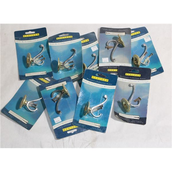 LOT OF BRASS AND CHROME FINISH COAT HOOKS