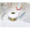 Image 2 : TRAY OF WHITE/ BRASS FINISH CABINET KNOBS