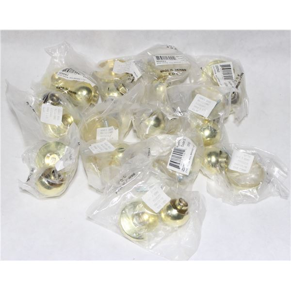 TRAY OF POLISHED BRASS FINISH 1-1/4" CABINET KNOBS