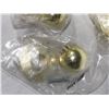 Image 2 : TRAY OF POLISHED BRASS FINISH 1-1/4" CABINET KNOBS
