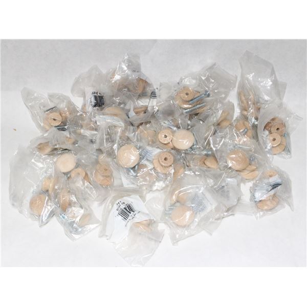 BAG OF HARDWOOD ROUND CABINET KNOBS 1-1/4"