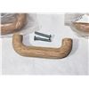 Image 2 : TRAY OF HARDWOOD CABINET PULLS