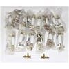 Image 1 : TRAY OF BRASS AND WHITE FINISH CABINET PULLS