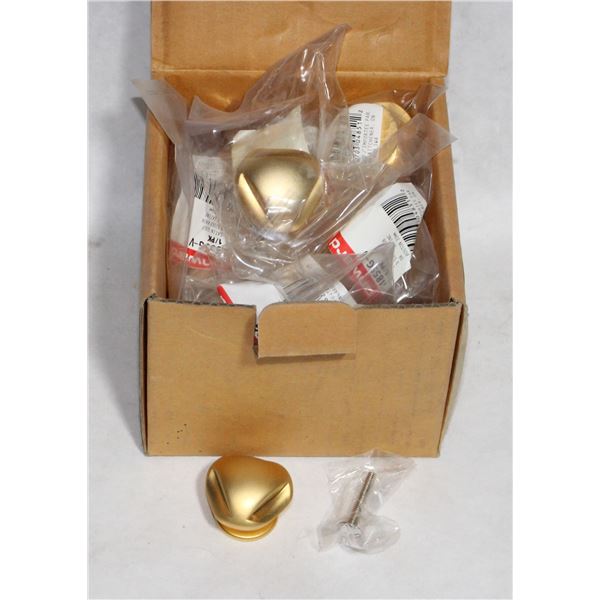 BOX OF SATIN GOLD FINISH 3 SIDED CABINET KNOBS