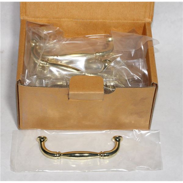 BOX OF BRASS FINISH CABINET PULLS