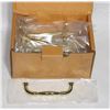 Image 1 : BOX OF BRASS FINISH CABINET PULLS