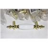 Image 2 : TRAY OF BRASS AND WHITE FINISH CABINET PULLS