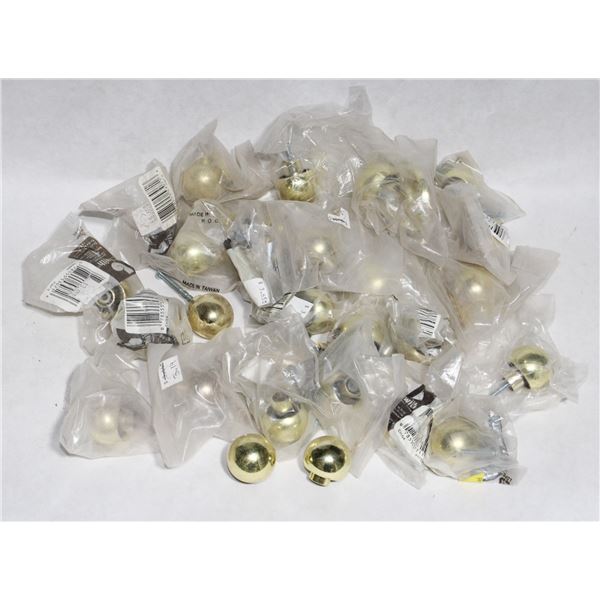 TRAY OF POLISHED BRASS CABINET KNOBS