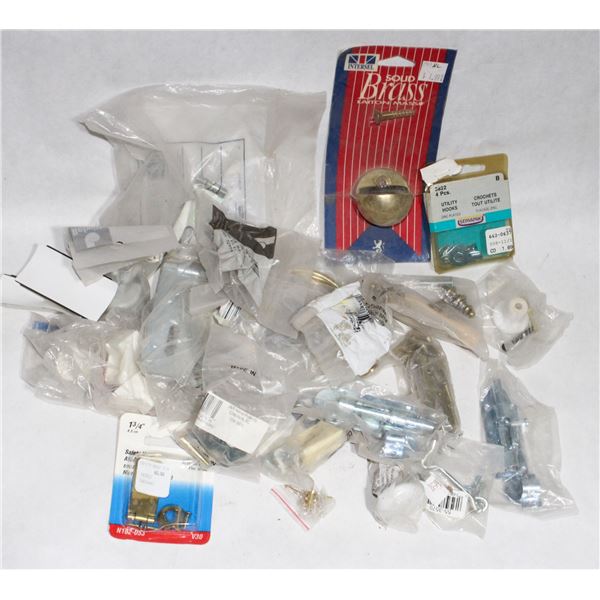 TRAY OF MIXED HARDWARE INCLUDING BRASS DOOR STOP,