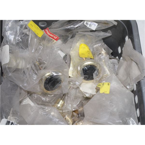 TRAY OF GOLD AND BLACK FINISH CABINET KNOBS