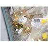 Image 2 : TRAY OF GOLD FINISH CABINET KNOBS