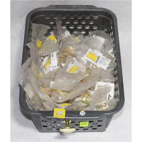 TRAY OF GOLD FINISH CABINET KNOBS