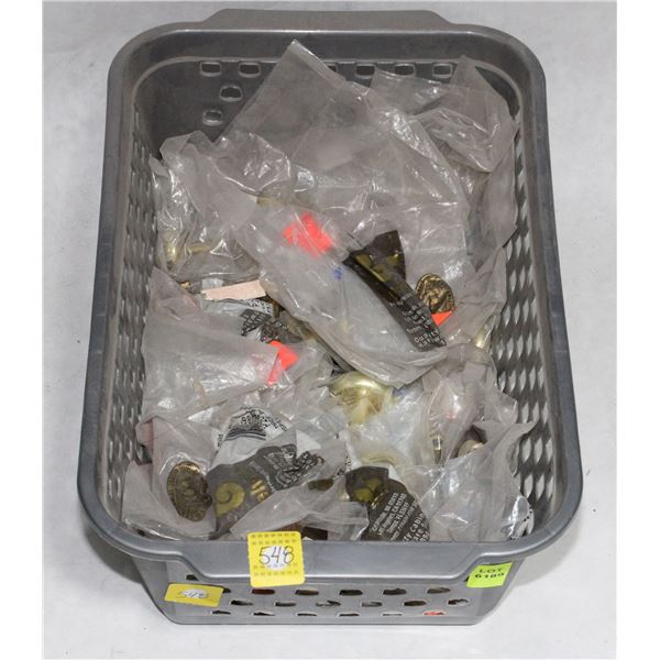 TRAY OF GOLD FINISH CABINET KNOBS