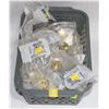 Image 1 : TRAY OF GOLD FINISH CABINET KNOBS