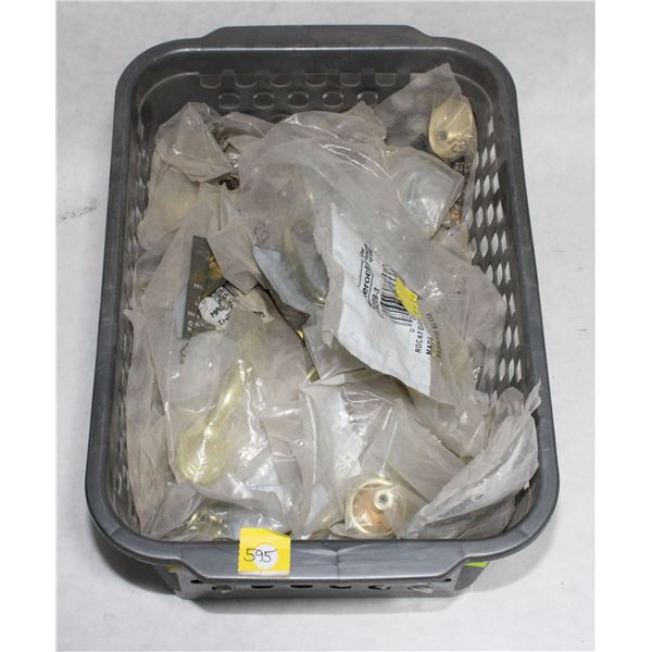 TRAY OF GOLD FINISH CABINET KNOBS
