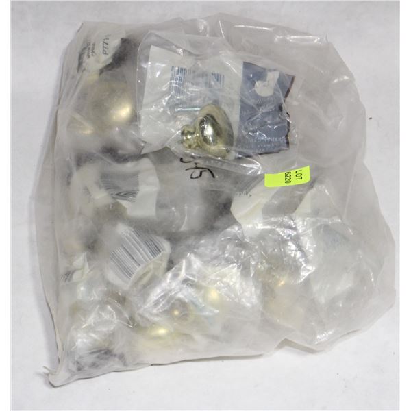 TRAY OF GOLD FINISH CABINET KNOBS