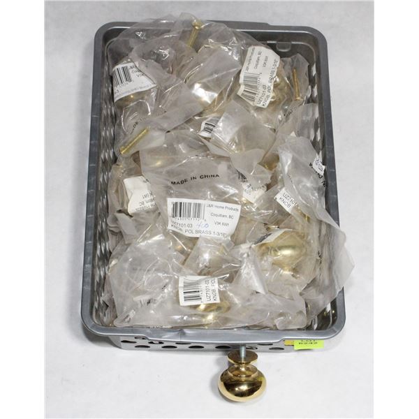 TRAY OF GOLD FINISH CABINET KNOBS
