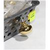 Image 2 : TRAY OF GOLD FINISH CABINET KNOBS