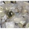 Image 2 : TRAY OF GOLD FINISH CABINET KNOBS